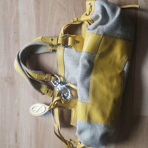 FRANCESCO BIASIA.  AUTHENTIC   PURSE   Used in great condition no strap